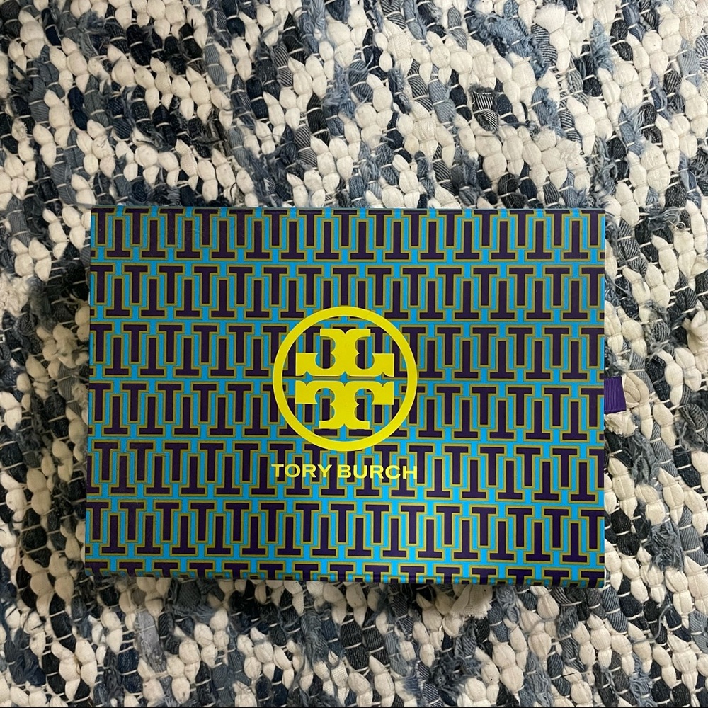 Tory Burch box